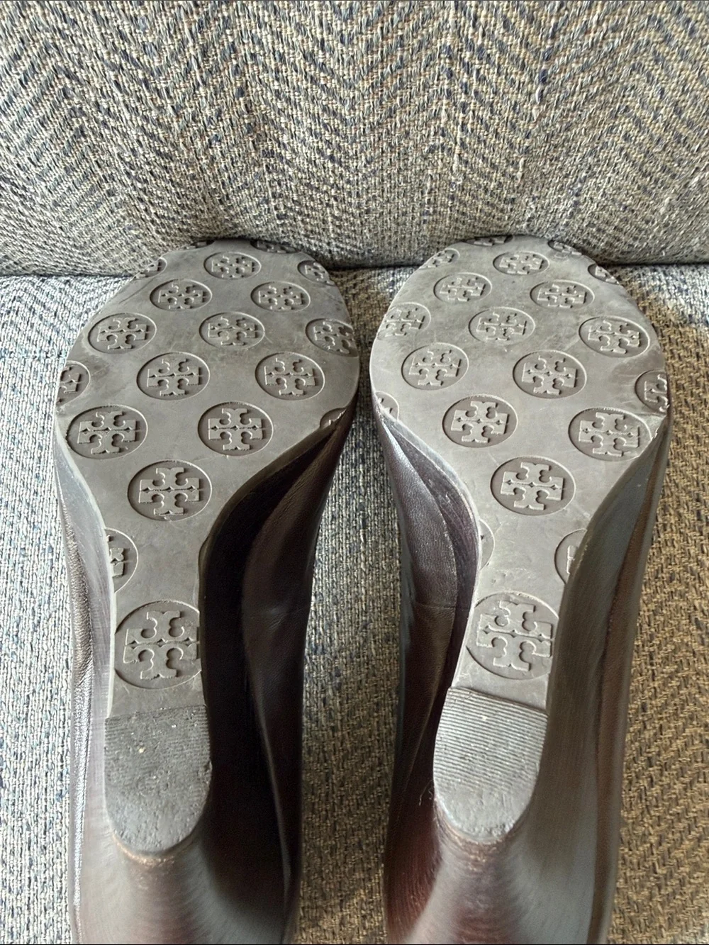 Tory Burch Alice Women’s Brown Leather Wedge Heels Size: 9.5M